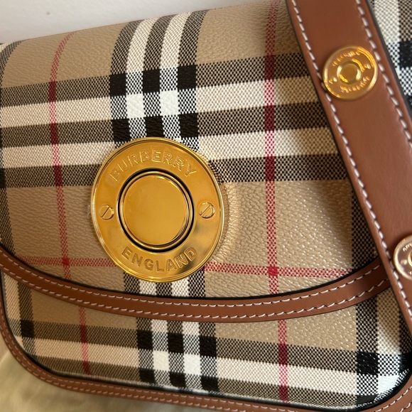 Burberry Elizabeth Check Crossbody Bag - Picture 10 of 12
